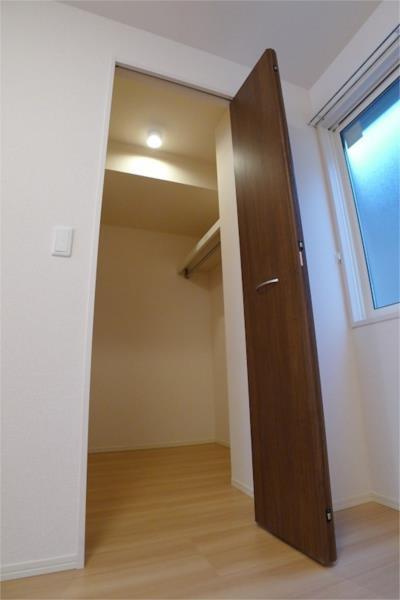 パストラル小野 収納