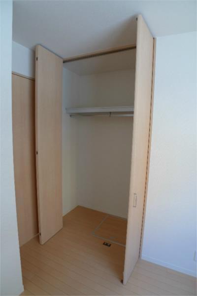 シャーメゾンクラヴィエ上中　A棟（101） 収納