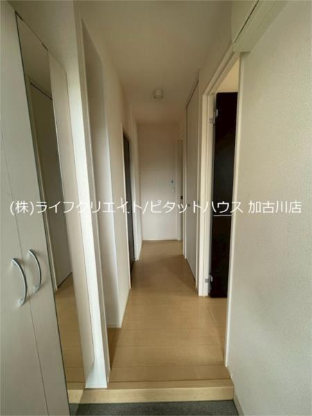 ヴィオラ志染（101） 玄関