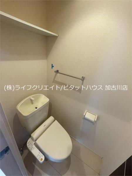 ヴィオラ志染（101） トイレ