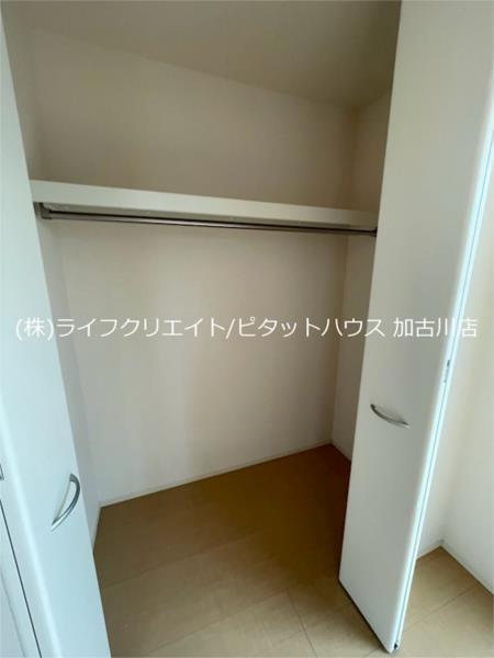 ヴィオラ志染（101） 収納