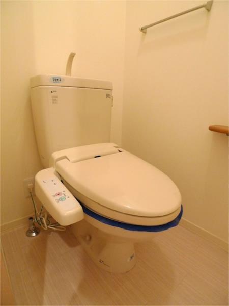 ＭＡＳＴ　ＣＯＵＲＴ下滝野A棟（102） トイレ
