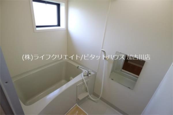 加東市上中アパート バス／シャワー