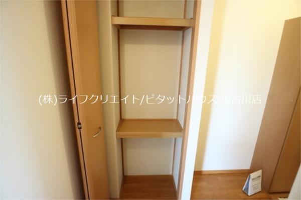 加東市上中アパート その他
