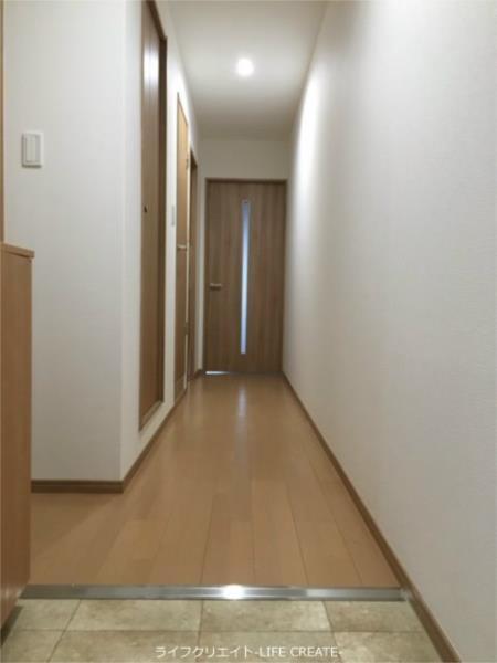 Eagle’s nest（302） 玄関