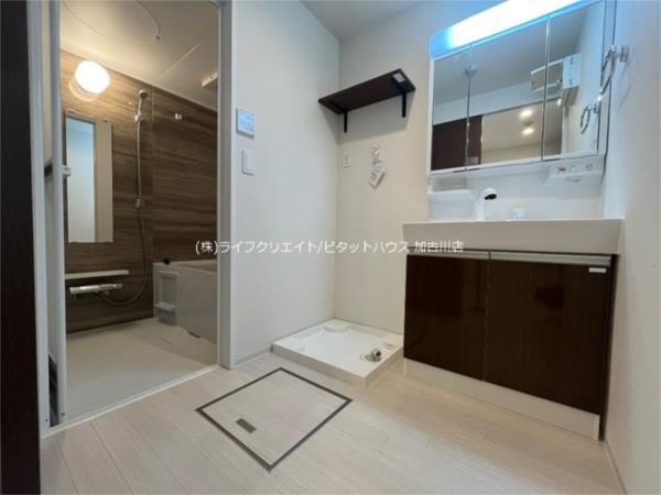 ロイヤルコート・Ａ 部屋画像