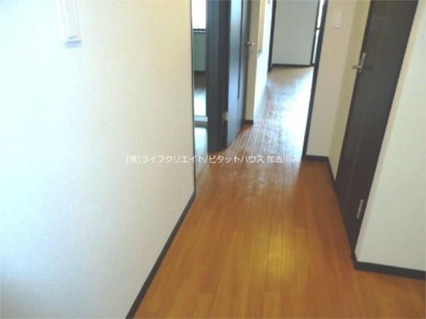 エルグランデ北在家（302） 玄関
