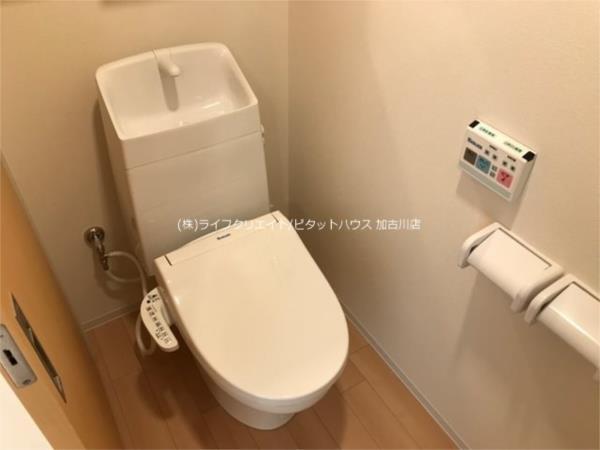 高砂市米田町米田新築アパート トイレ