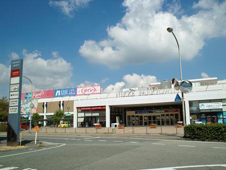 スーパー：335m
