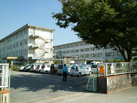 野口北小学校：705m