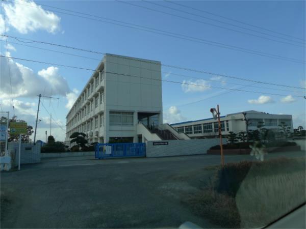 稲美町立天満東小学校：1495m