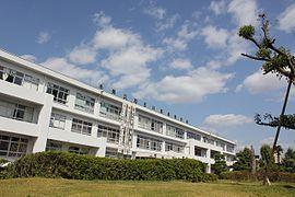 兵庫県立加古川西高校：1992m