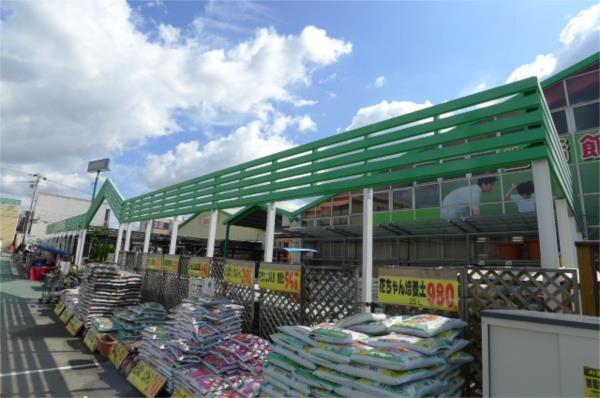ﾓﾘｽﾎｰﾑｾﾝﾀｰ高砂米田店：385m