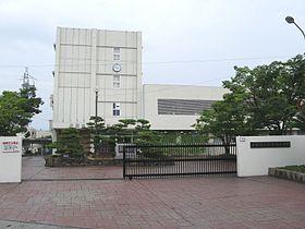 兵庫県立高砂高校：2482m