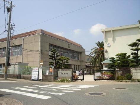 中部中学校：1000m