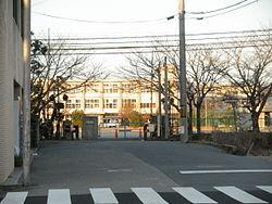 三木市立三木中学校：1646m