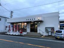 滝野郵便局：1113m