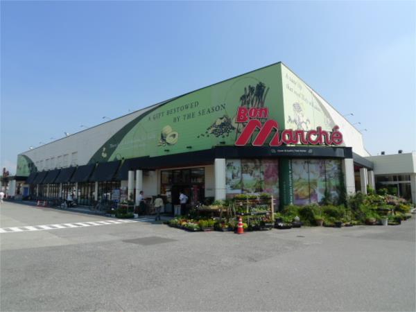 ﾎﾞﾝﾏﾙｼｪ社店：1744m