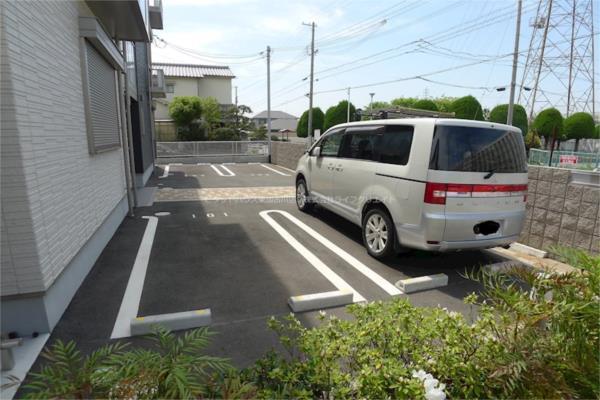 加古郡播磨町西野添マンション 駐車場