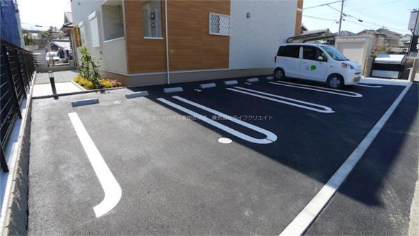 カーサ・デル・ソーレ 駐車場