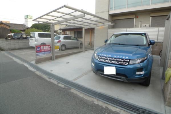 フルール加古川（203） 駐車場