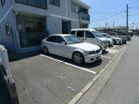 スカイハイツ 駐車場