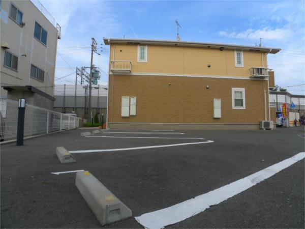 スタビリタ 駐車場