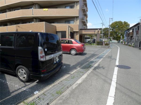 ライオンズマンション東加古川 駐車場