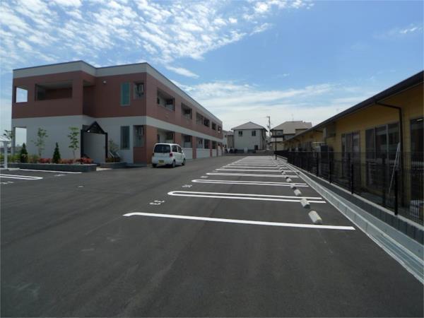 加古川市加古川町南備後アパート 駐車場