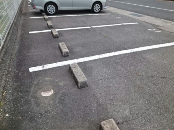 ドミールＢ（101） 駐車場