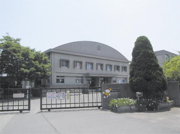 野口南小学校：1123m