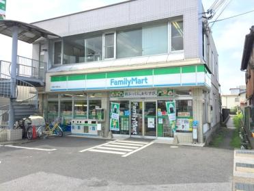 ファミリーマート彦根西今店：599m