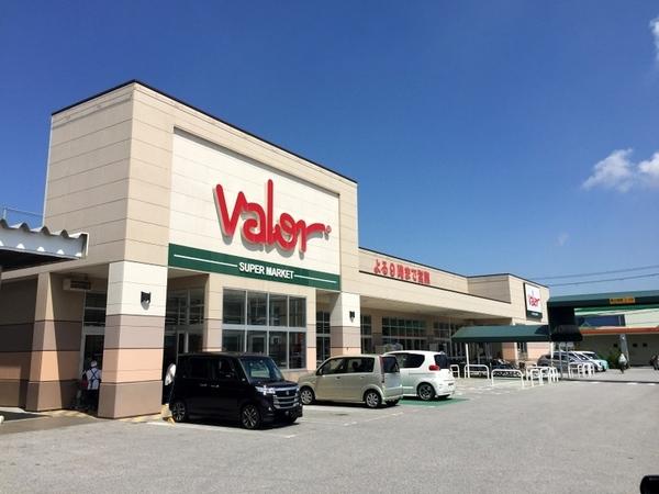 バロー彦根店：573m