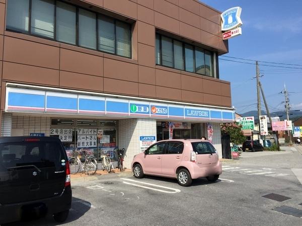 ローソン彦根郵便局前店：214m