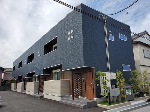 グッドライフステージ小泉（102） 外観