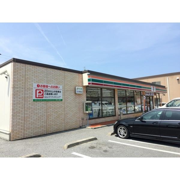 セブンイレブン彦根平田小学校前店：412m