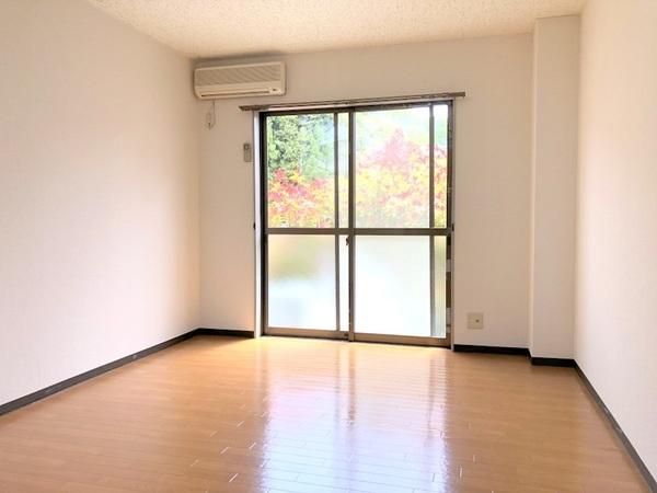 佃コーポＩ（101） リビング