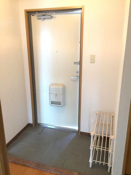 マンションヴェルジェ（301） 玄関