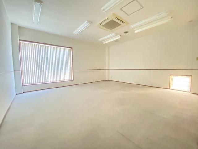 平田町W様店舗 部屋画像