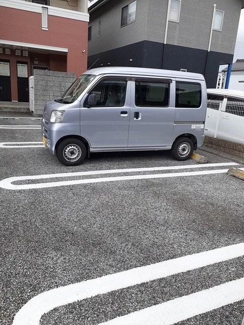 アルカイック　リュエル（205） 駐車場