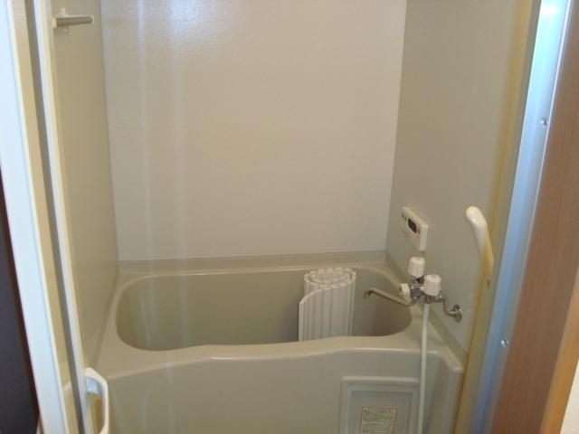 マコズ・アベニュー 部屋画像