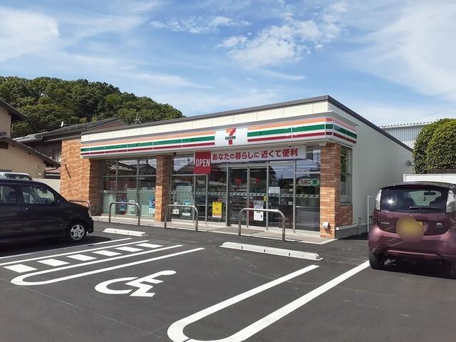 セブンイレブン彦根岡町店様：96m