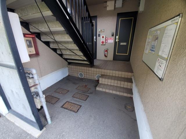 EAST NONAMI 弐番館（103） エントランス