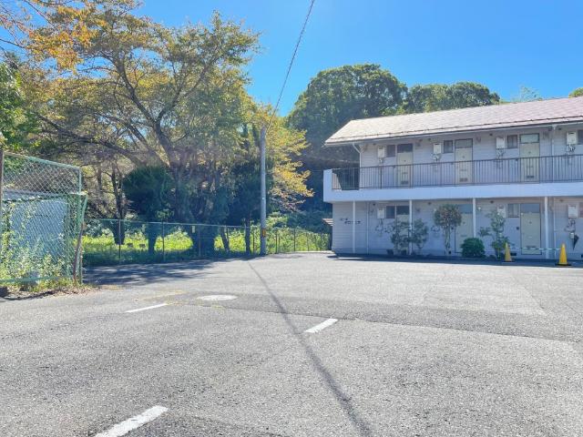 コーポポロウニア（103） 駐車場