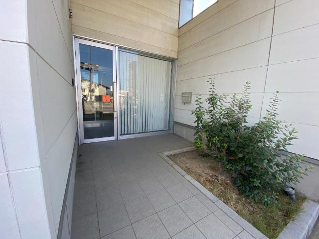 平田町W様店舗 エントランス