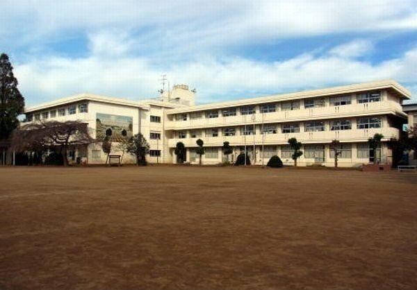 朝陽小学校：2000m