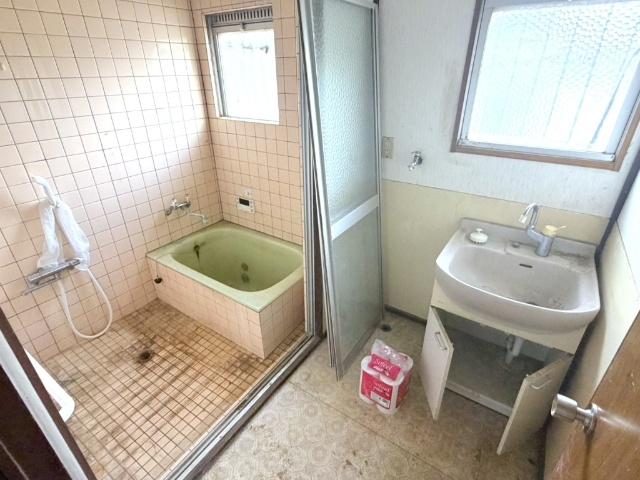 八街市八街中古戸建 バス／シャワー