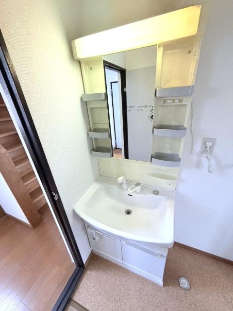 八街市八街中古戸建 洗面