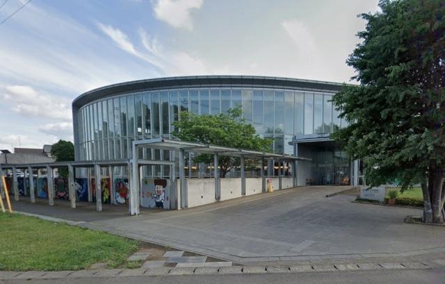 富里市立図書館