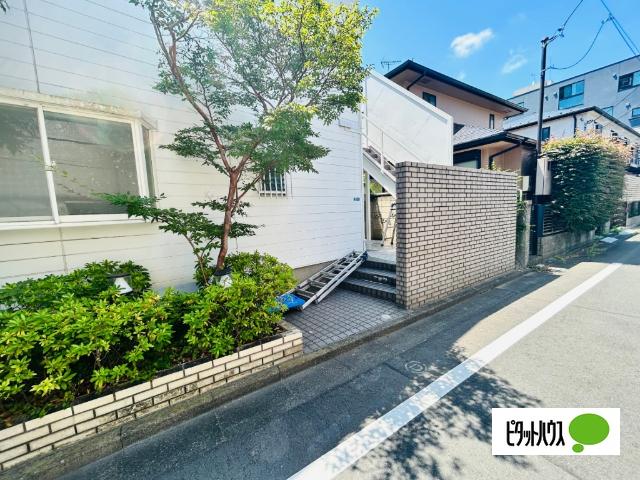 港南ハイツ エントランス